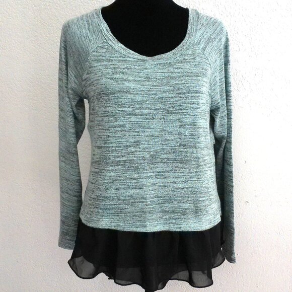 Love J, Light green high-low sweater - Picture 1 of 8